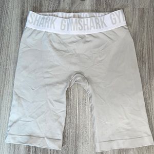 Gym shark high rise biker short, size small